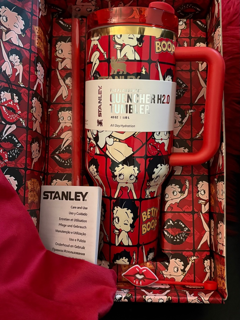 Stanley Red Betty Boop Graphic Quencher H2.0 Tumbler